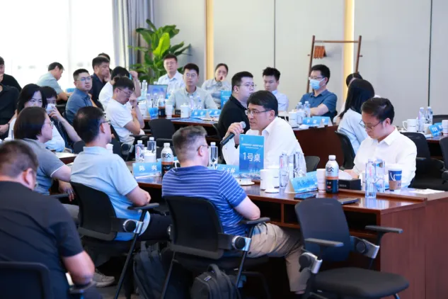 888电子集团举办AI4S沙龙 共探材料智能研发新路径